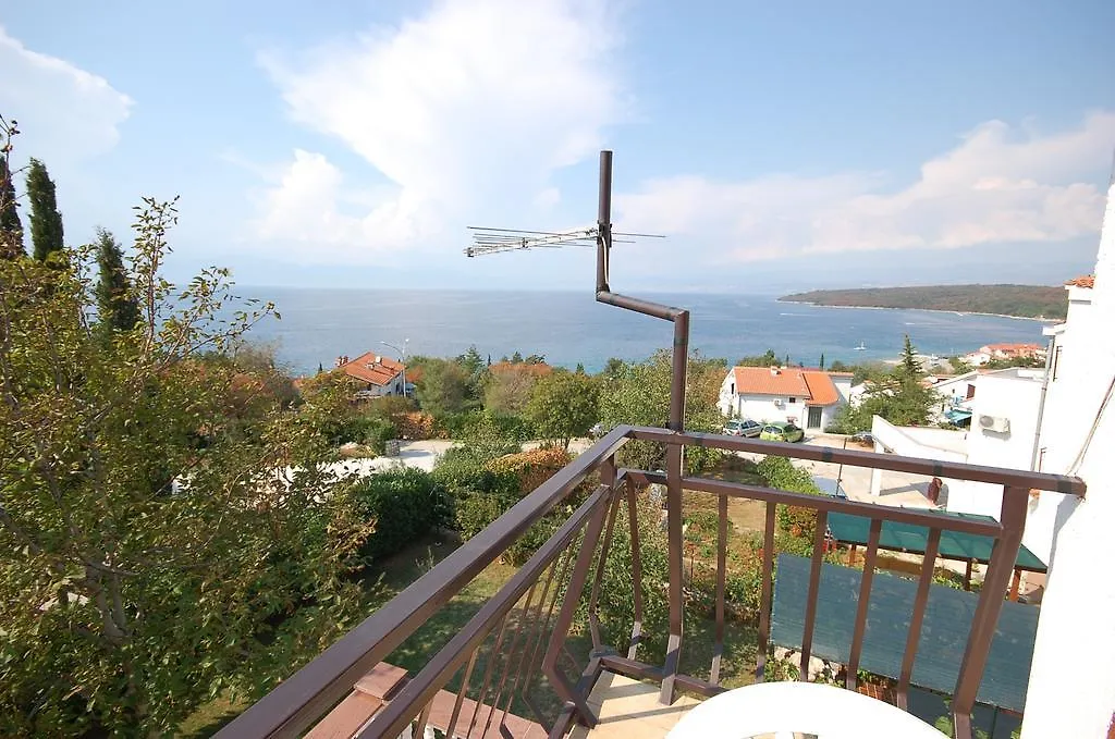 Apartment Djuka Njivice
