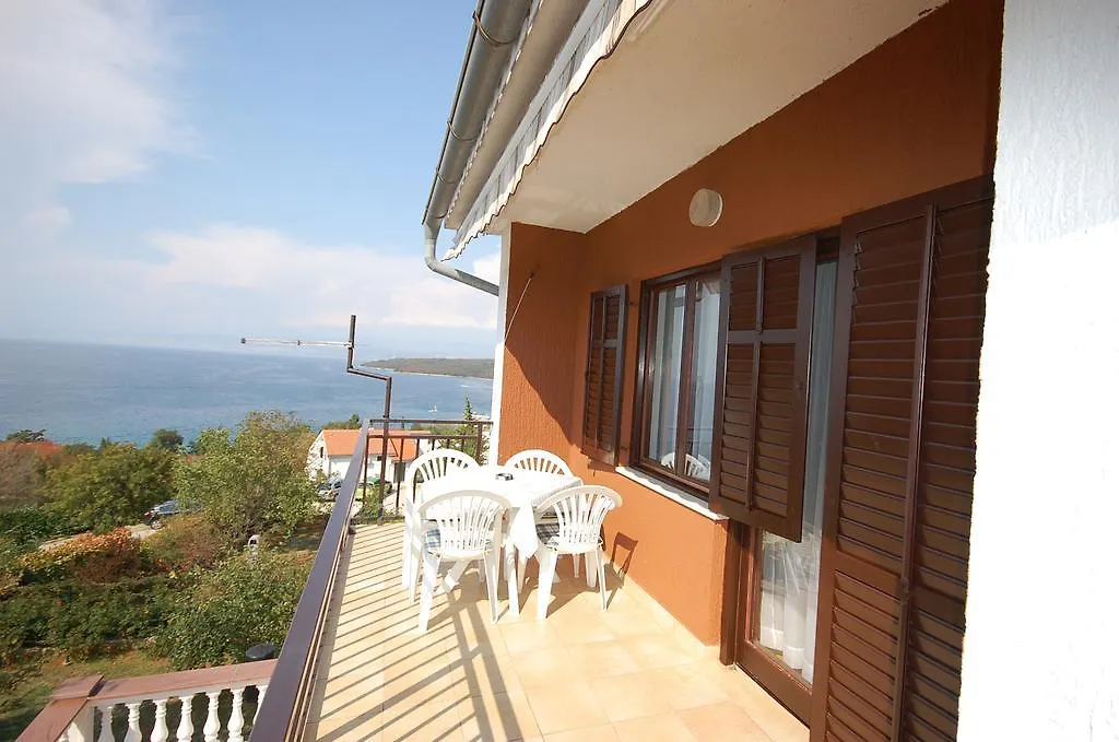 Apartment Djuka Njivice